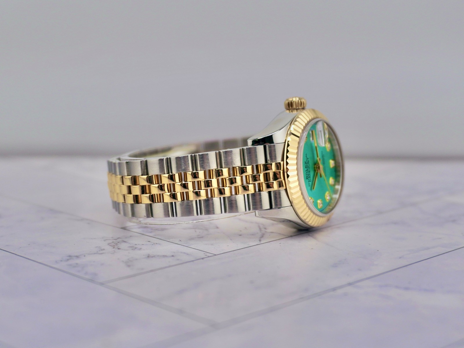 Rolex 28mm Datejust Lady Stainless Steel & Yellow Gold Mint Green Dial 279173