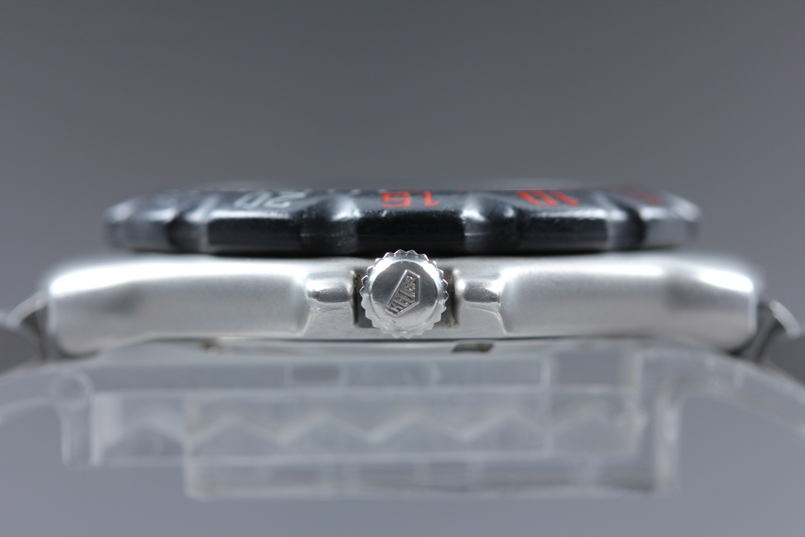 [Exc+5] Vintage TAG HEUER Formula 1 WA1214 Black Red Dial Quartz Men’s Watch