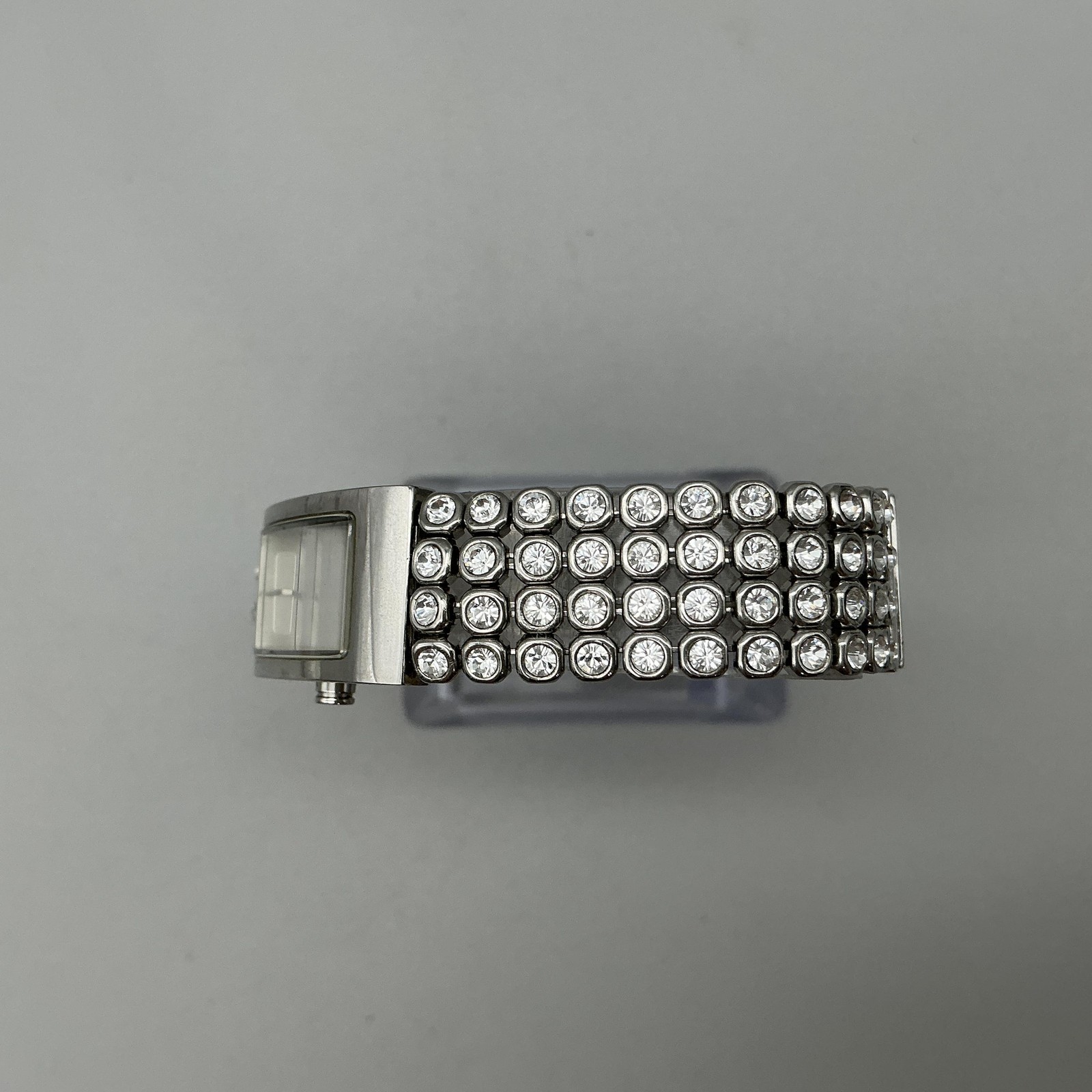 DKNY Womens Watch 16mm White Dial Crystals Silver Tone NY-2008 New Battery 7.5″
