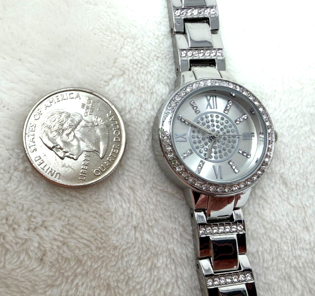 Womens Wristwatch Bejeweled Bezel Swarovski Crystals 7″ Band Pure Elegance | EXC