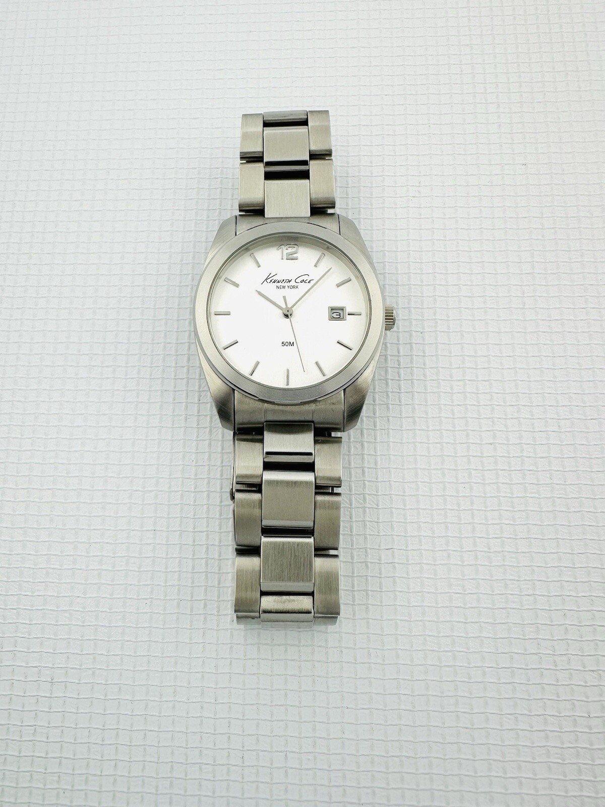 Kenneth Cole New York KC7010M Mens Silver White Stainless Steel Bracelet Watch