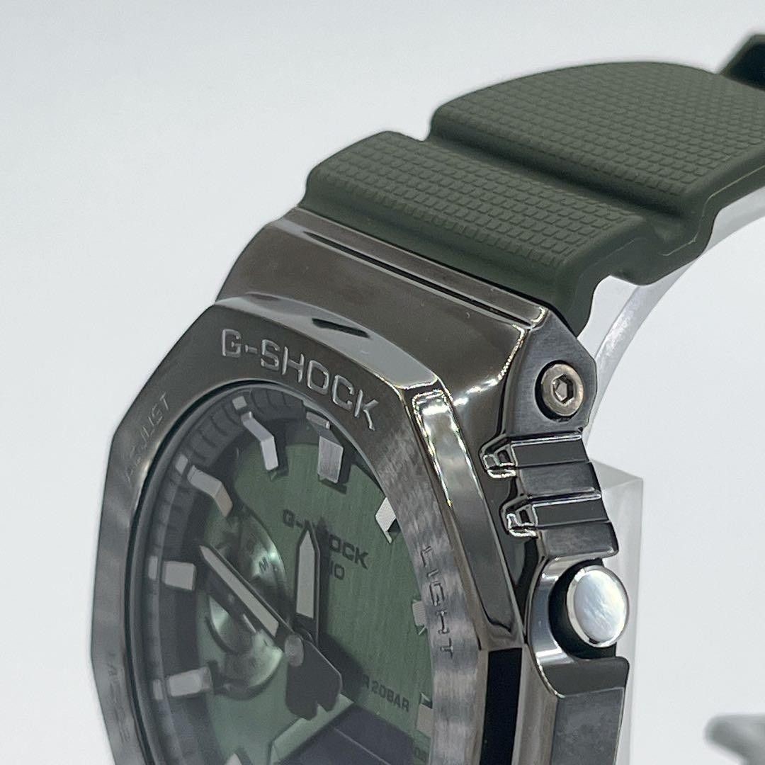Excellent condition new battery G SHOCK GM 2100B green Casioak watch