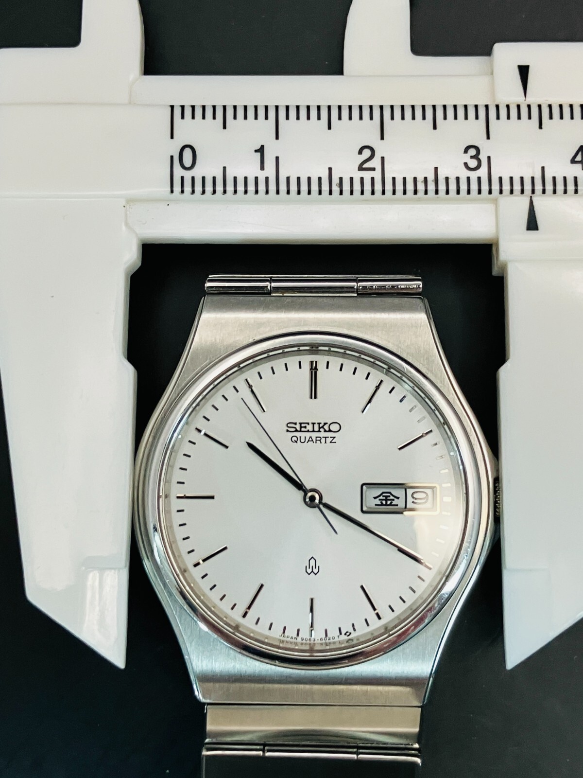 SEIKO WATCH 9063-601C QUARTZ SILVER DAY DATE KANJI