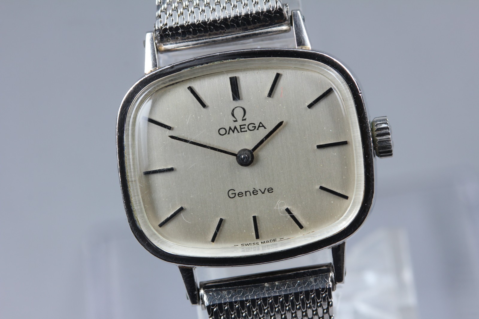 Vintage 1970s OMEGA Geneve Cal.625 Silver Dial 24mm Manual Women’s Watch JAPAN