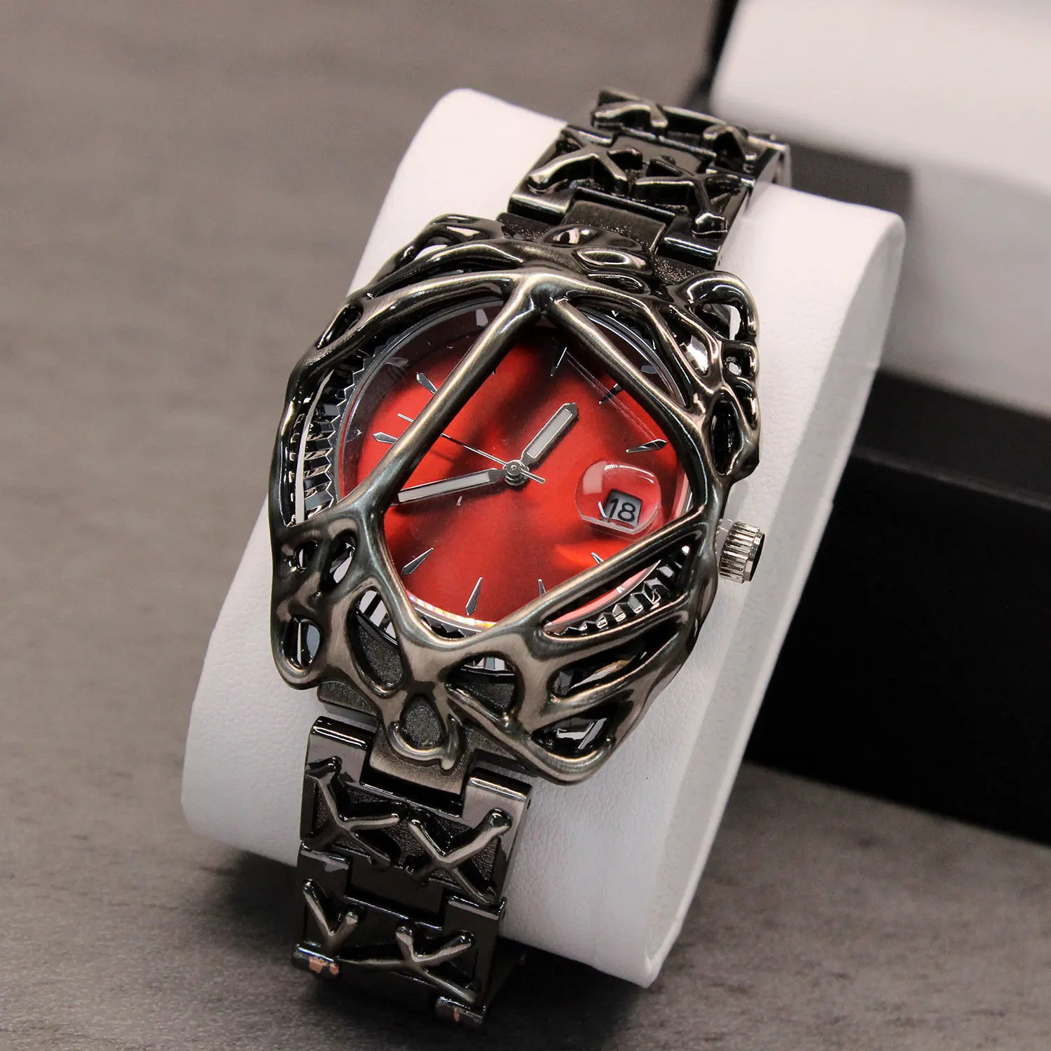Minimalist Irregular Dial Men’s Watch Gothic Punk Street Fashion Wristwatch Gift