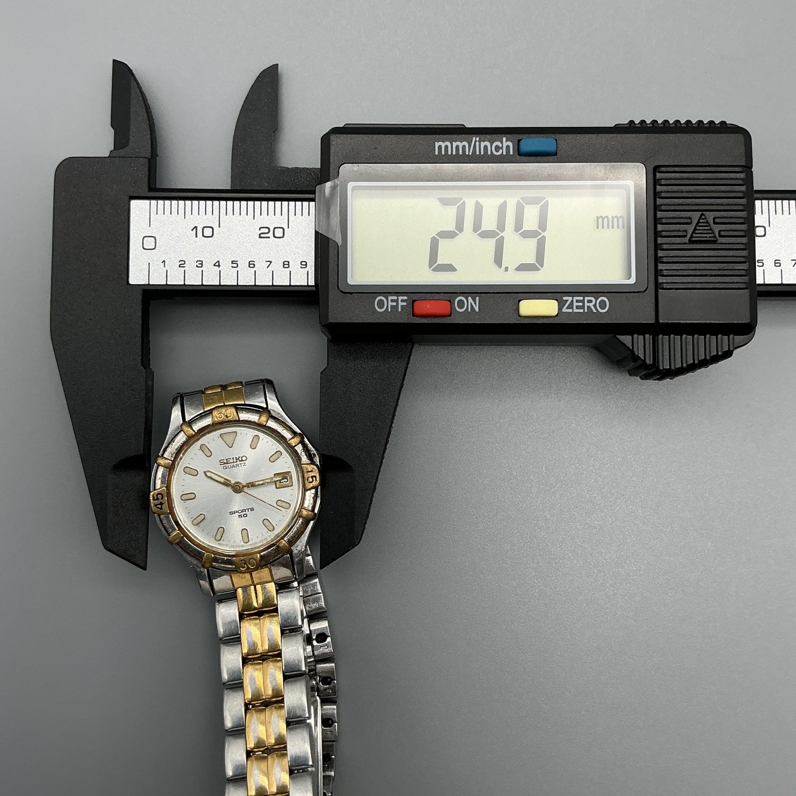 Seiko Sports 50 Womens Watch 25mm Two Tone Date 7N82-0261 New Battery 6.25″