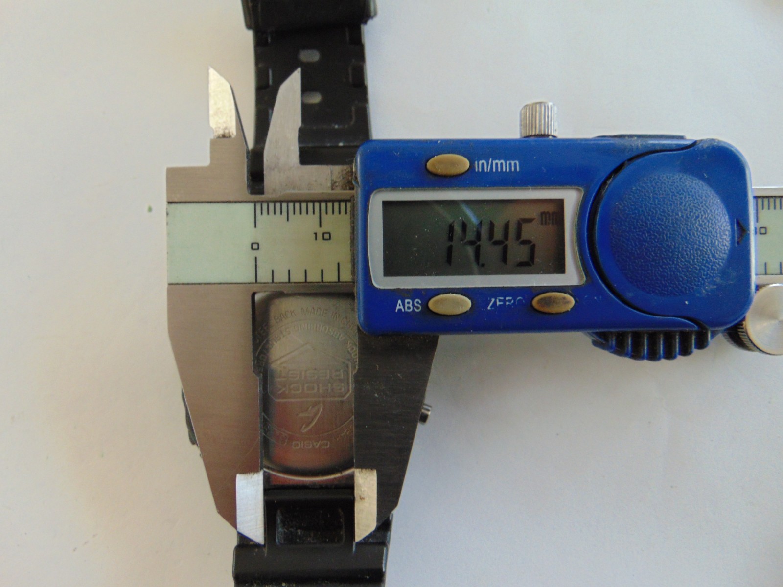 Vintage Casio G-Shock DW-5600E Illuminator Digital Watch 200M Alarm Chrono *READ
