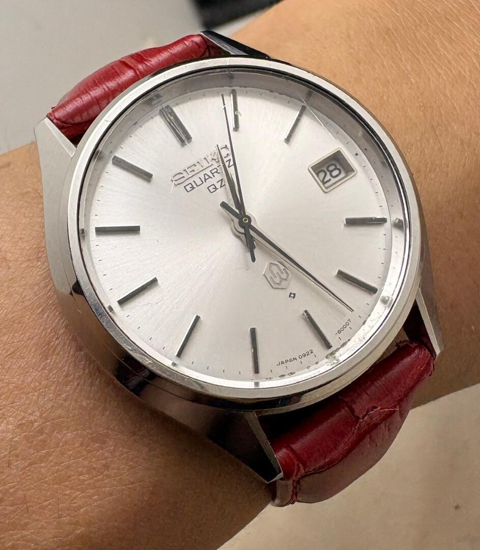 Seiko QZ Quartz 0922-8000 Men’s 1975 Vintage Date Watch Silver Dial Japan 36mm