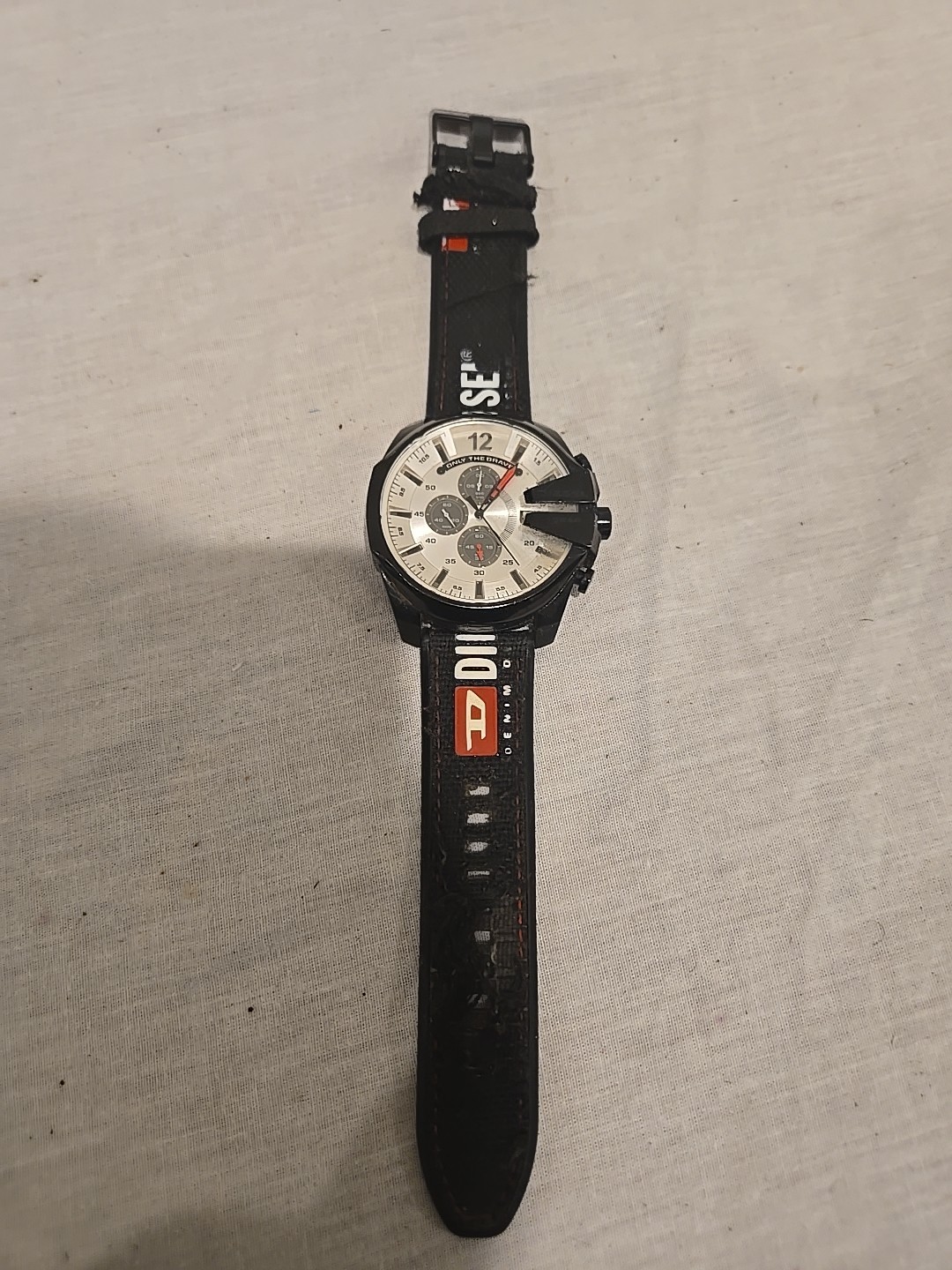 DIESEL Wristwatch Mega Chief DZ-4512