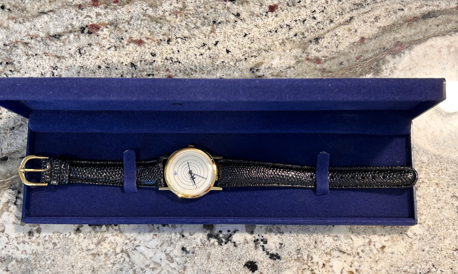Original COLT Brand Vintage Watch Aprox 8in-8.5in