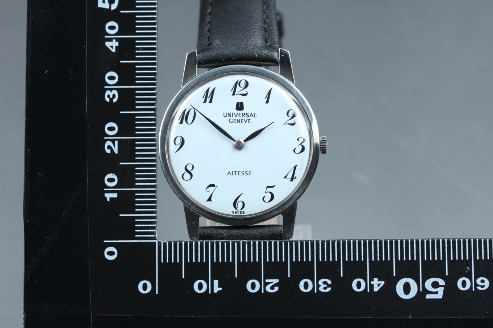 Universal Geneve Altesse 842101 White Arabic Dial Manual 31mm Unisex Watch