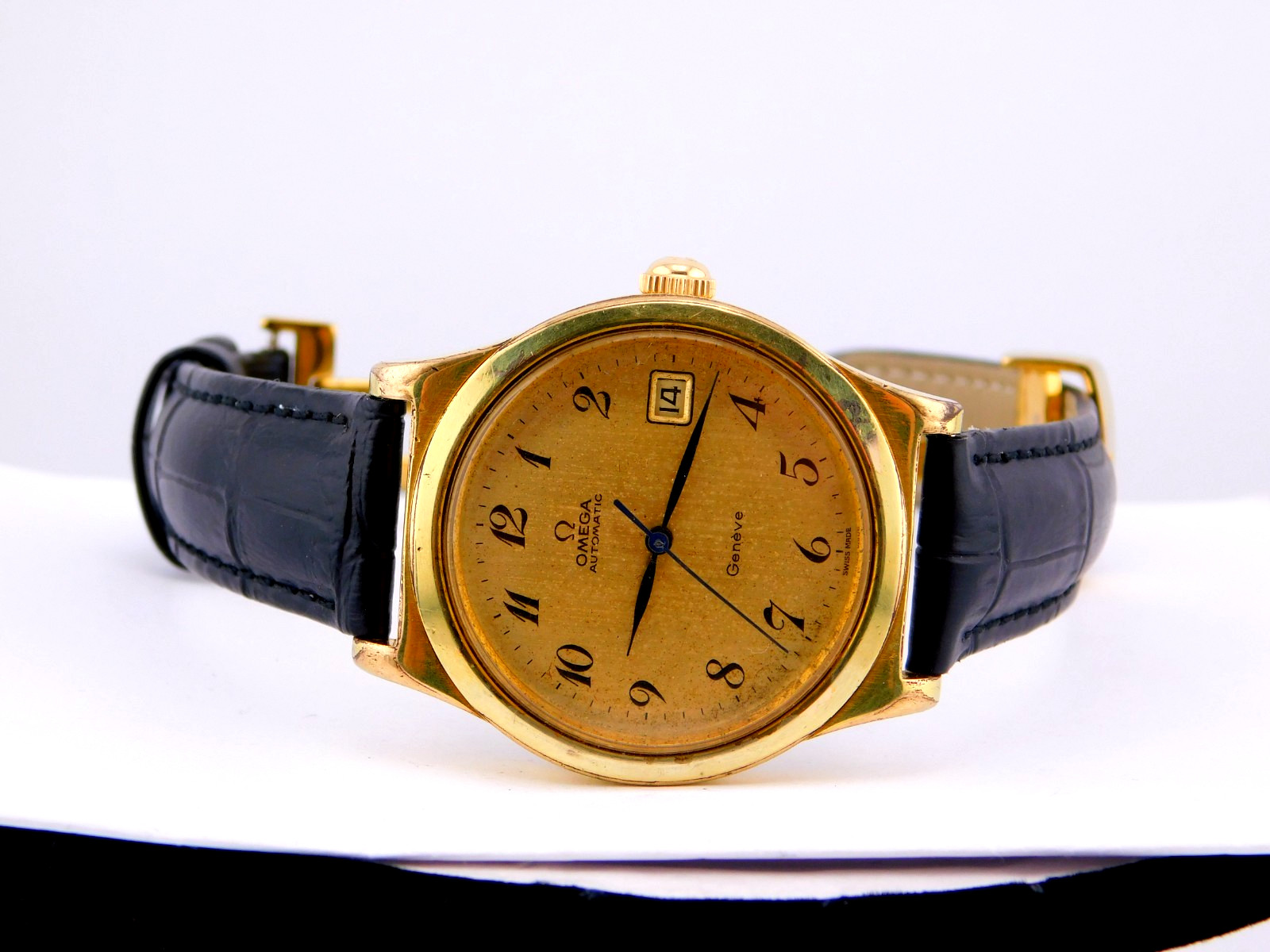 VINTAGE OMEGA GENEVE 23J AUTO CAL .1012 MENS 18K GP WRISTWATCH SERVICED C. 1974