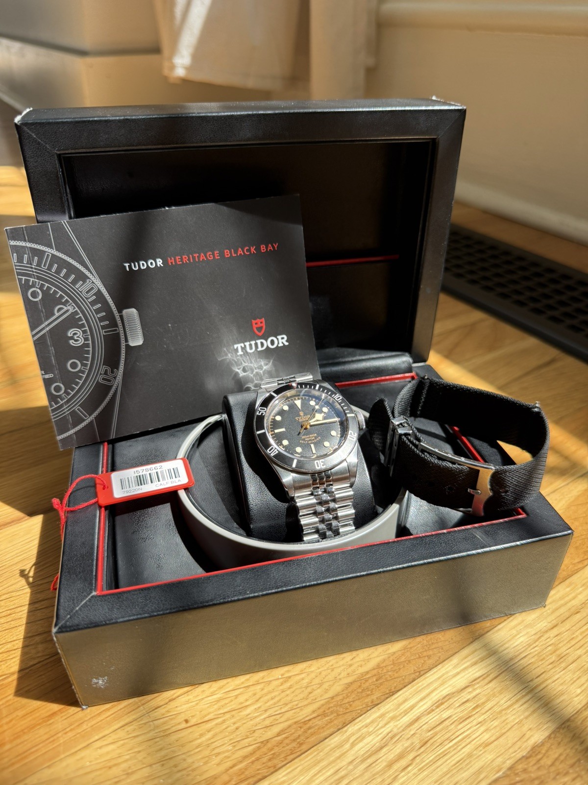 Tudor Black Bay ETA 79220N 41mm Black Smiley Rose Dial Original Box