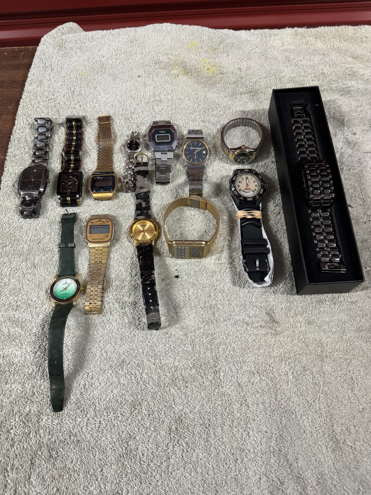 Lot of 12 Mens/Ladies Vintages Watches – PARTS/REPAIR!!!!