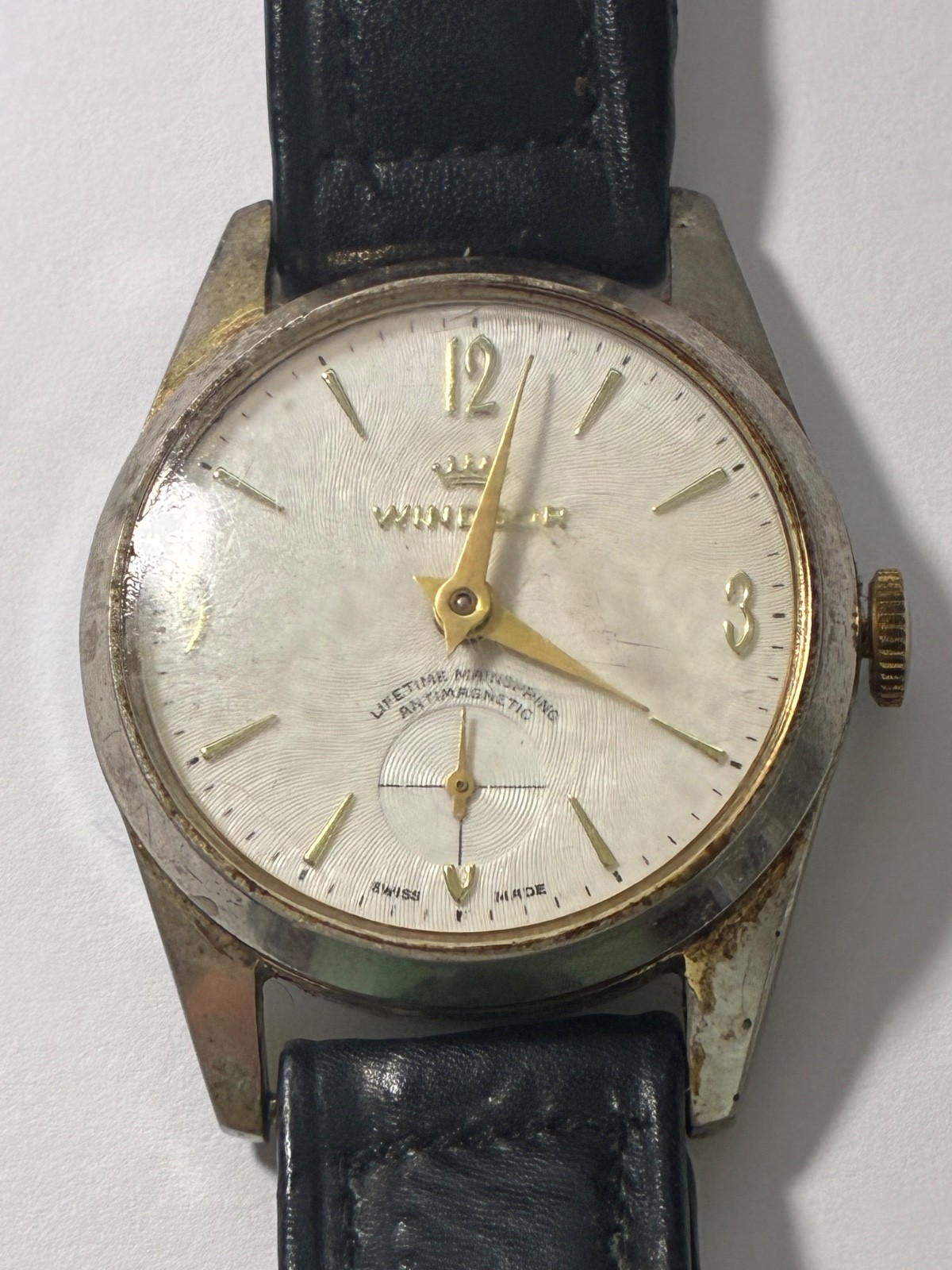 Men’s Windsor Swiss Watch – Lifetime Mainspring Anti-Magnetic – Silver Gold Tone