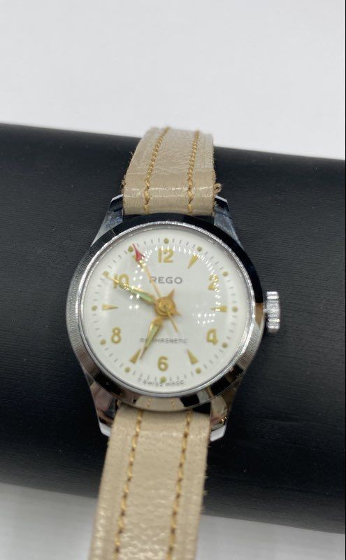 Vintage Rego Swiss Made Antimagnetic Women’s Watch 26mm Manual Wind 18.3g