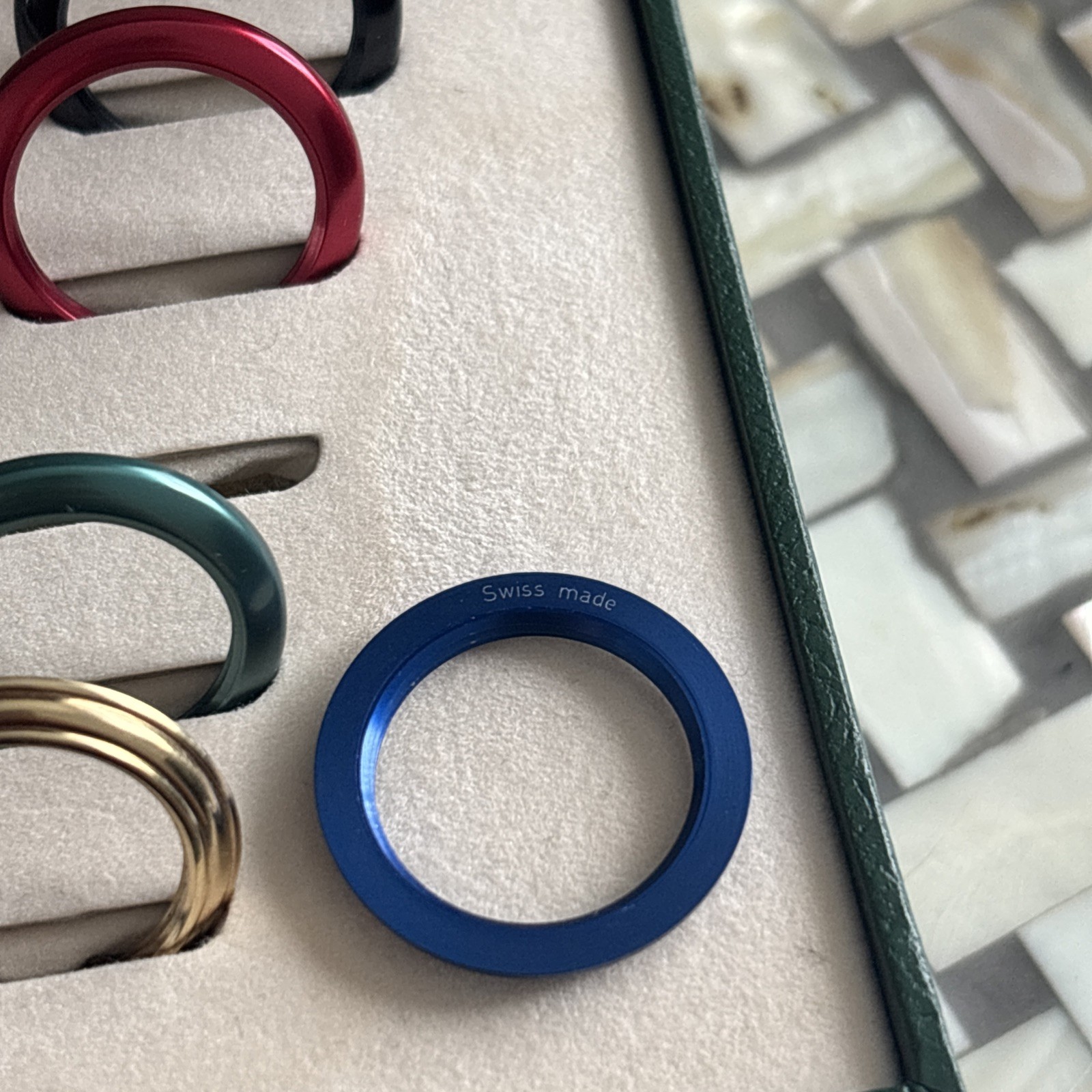 Brand New with Box Gucci Jewel Bezel SET – Gucci Bezel Watch 1100L and 11/12