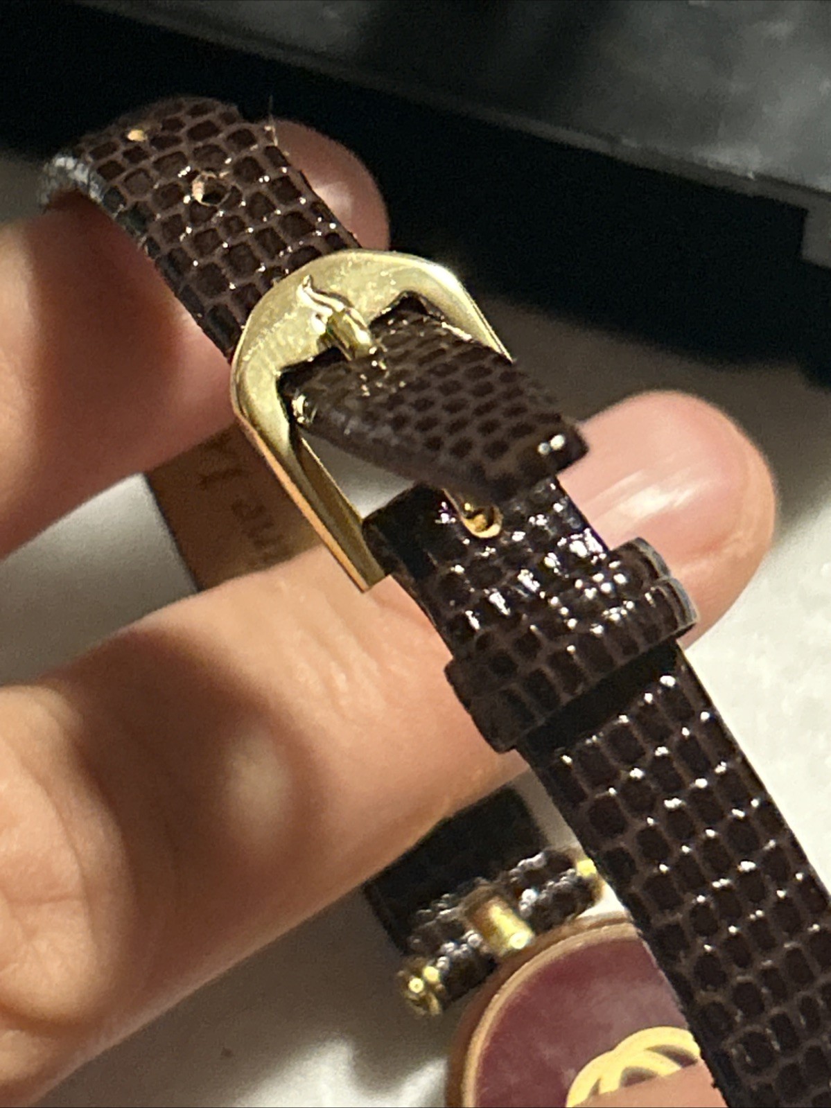 Vintage Gucci 2000L Swiss Made Quartz Women Watch A251 Need Batteri Selin As Is