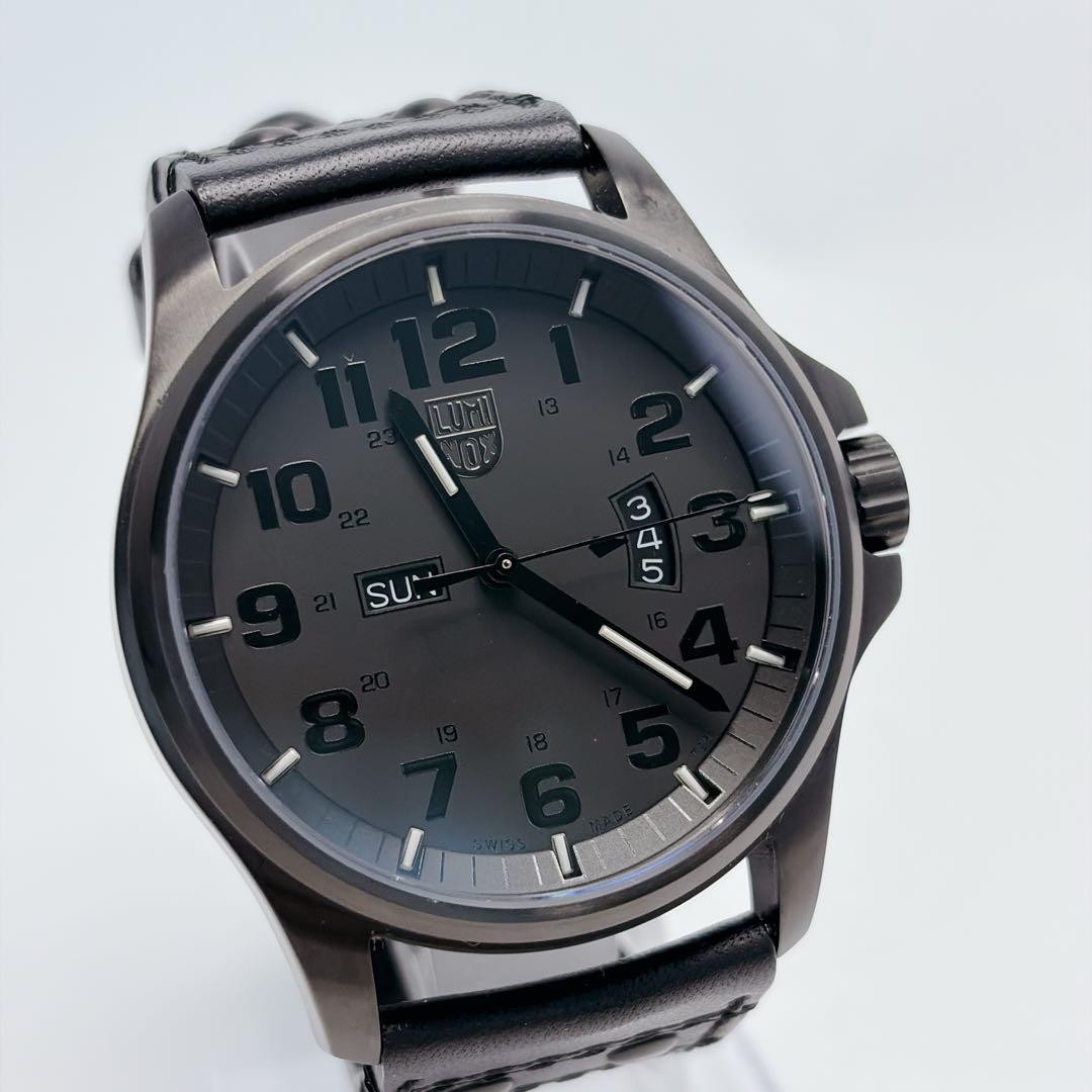 Luminox 1879.BO Quartz Analog Men Wristwatch