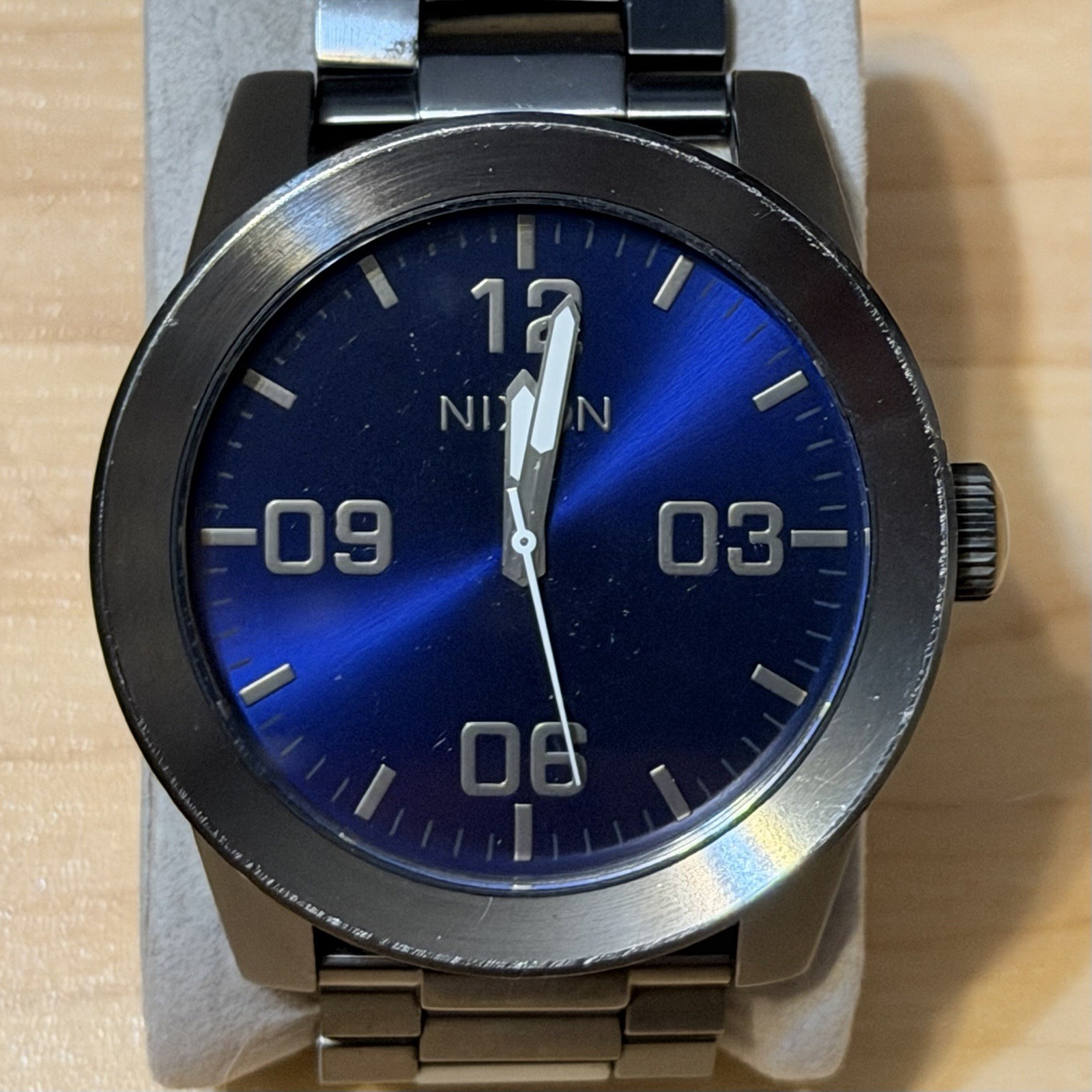 Nixon The Corporal Take Charge Gunmetal Blue Stainless Men’s Analog Watch RUNS
