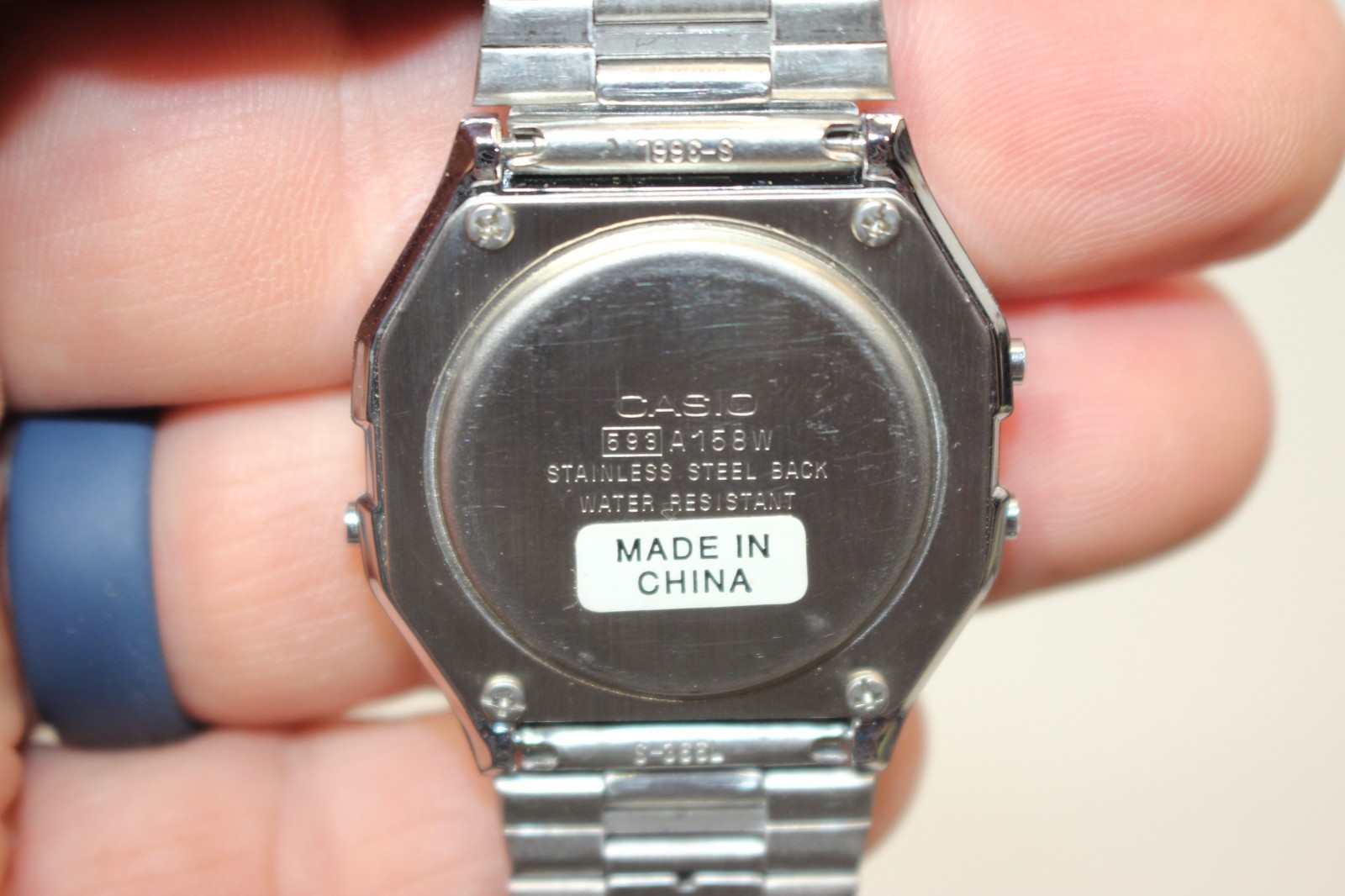 Vintage? Casio Classic A158WA-1 Wrist Watch Metal Oyster Band, Near mint!