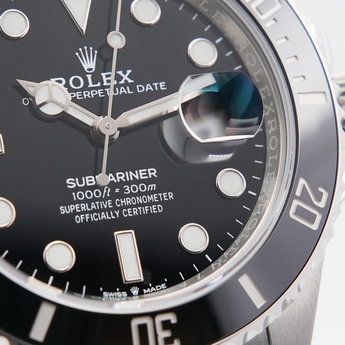 ROLEX Submariner Date 41 126610LN Warranty 2021 Box/Paper