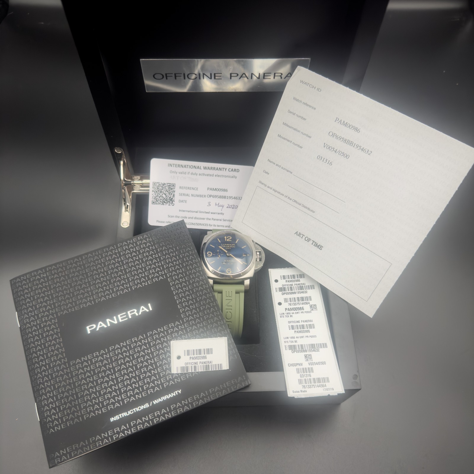 2020 Panerai Luminor 1950 10 Days GMT Blue PAM00986 Full Set with 3 Extra Straps