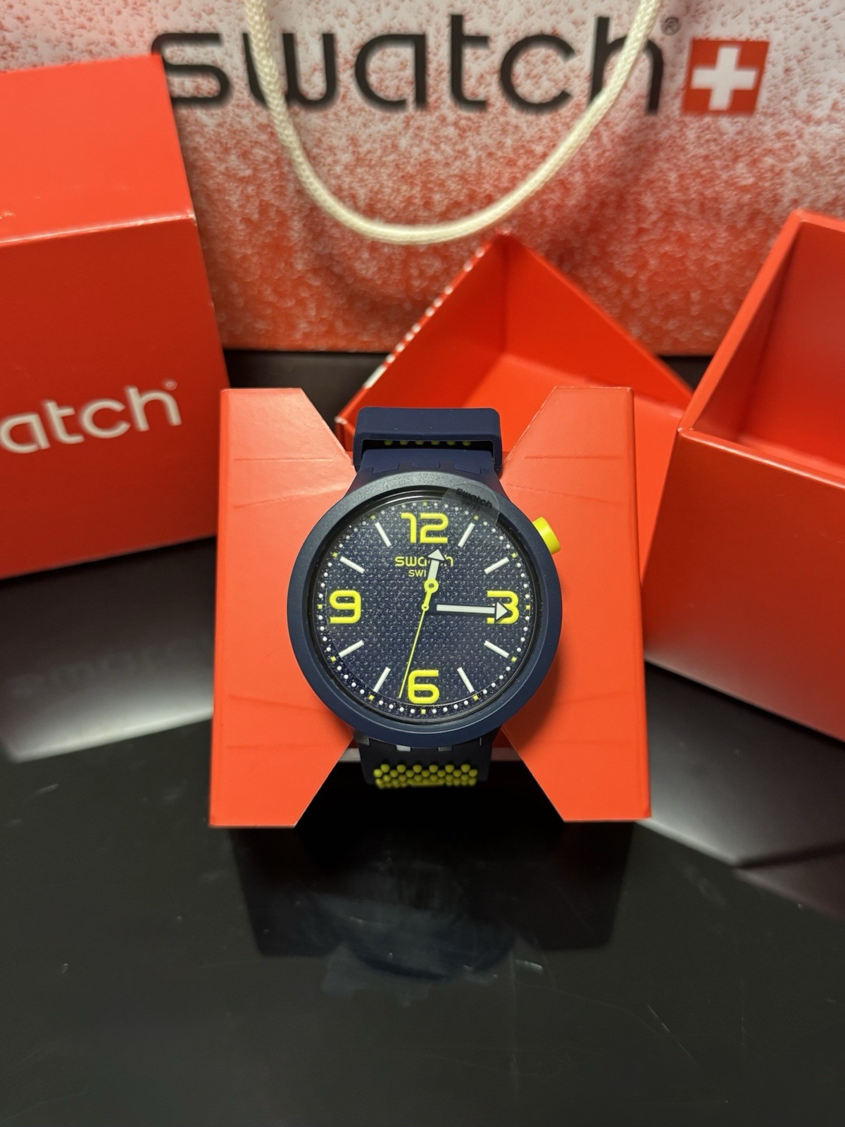 NEW🚨 Swatch Big Bold BBNEON SO27N102 Navy Blue Neon Yellow Watch Discontinued