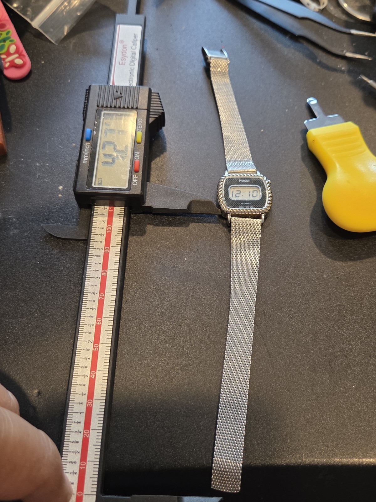 Phasar Digital Watch Sears Roebuck Silver Mesh Bracelet New Battery Works C70