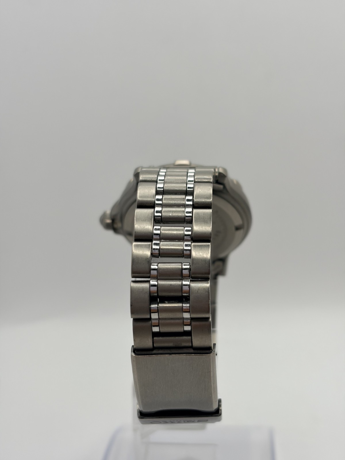 Vintage [Near MINT] SEIKO Mens Watch Titanium Scuba 200m 7N35-6100 Gray JAPAN