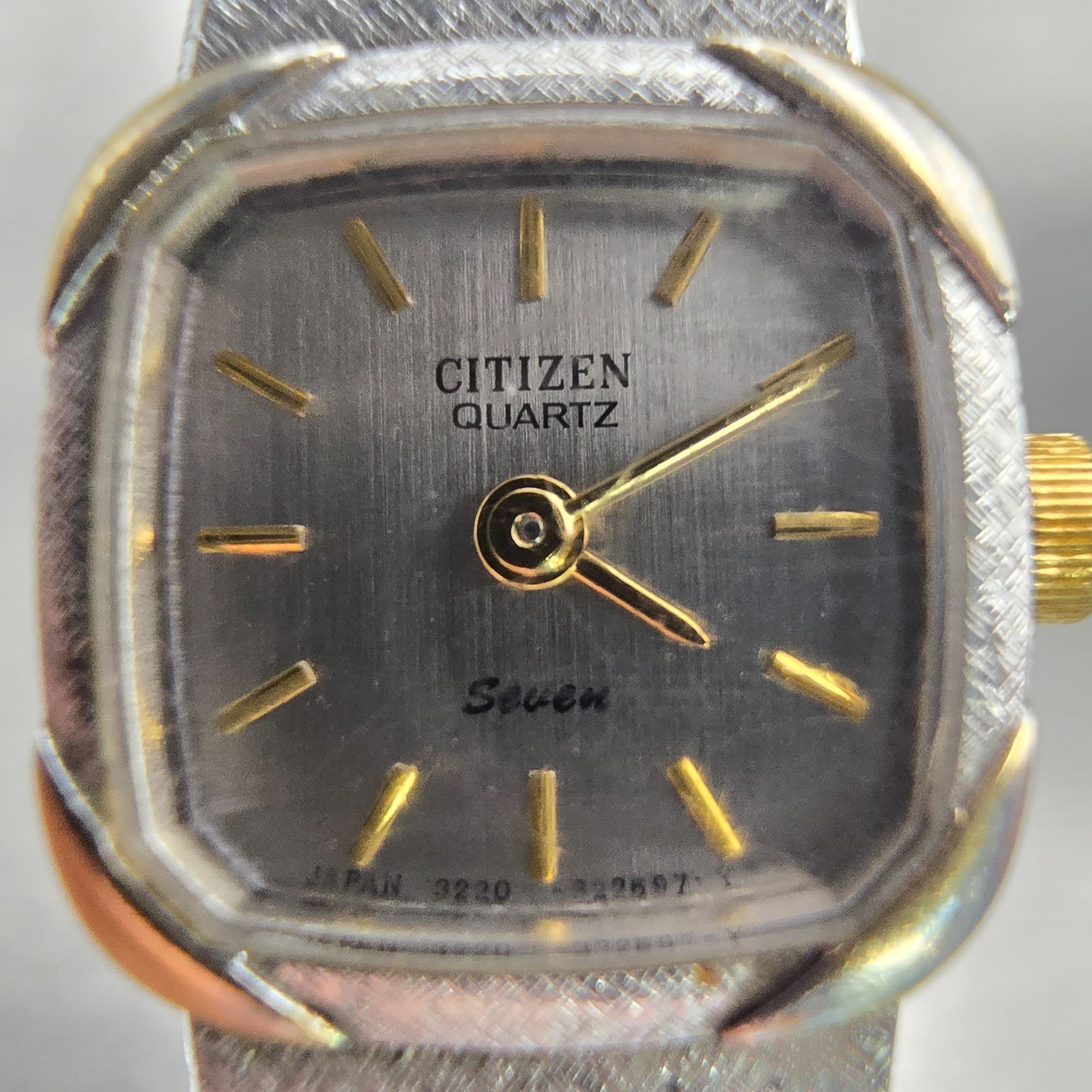 Citizen Watch Women 17mm Gray Dial Two Tone Rectangle 3220-321448 New Battery