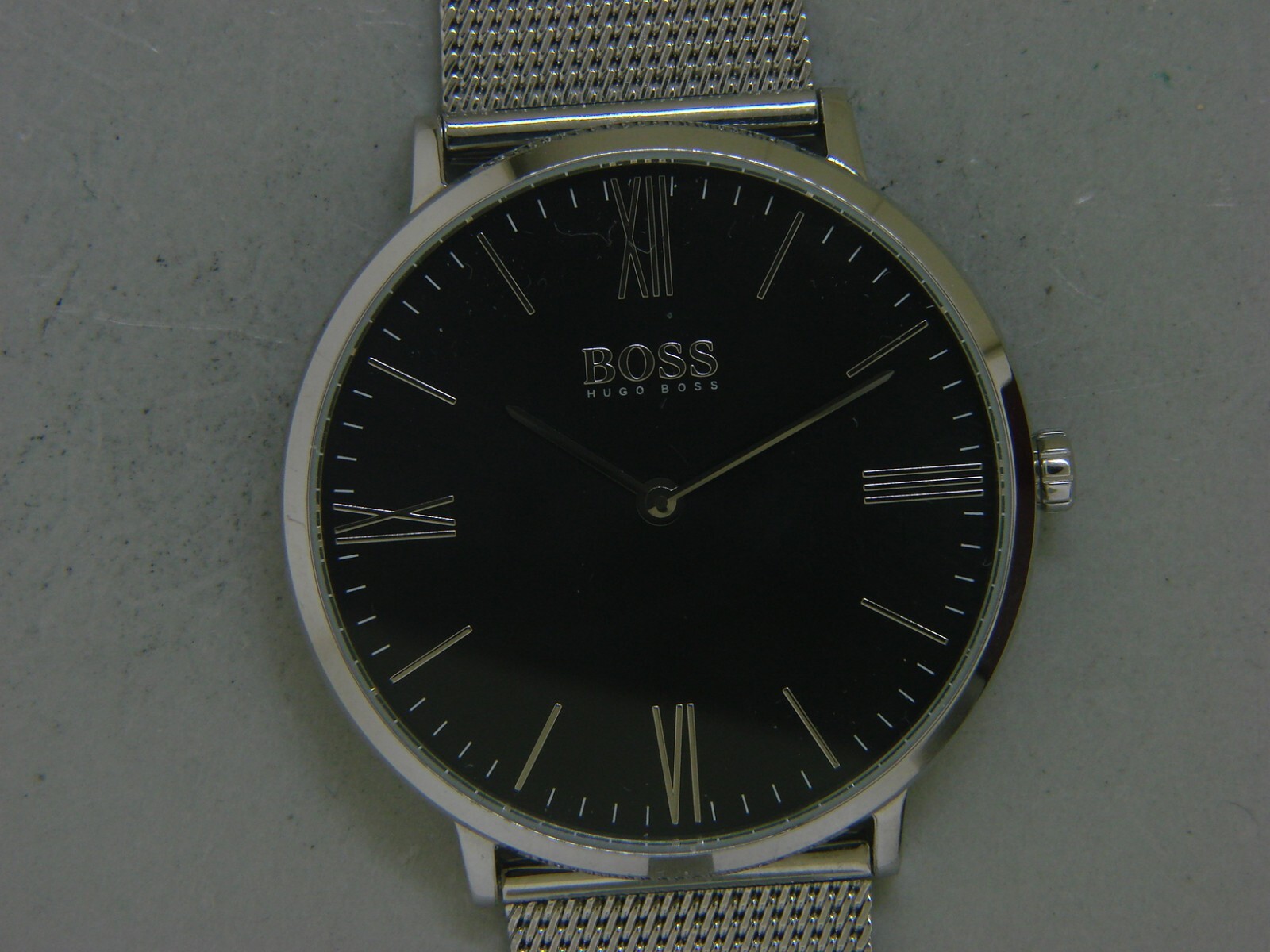 HUGO BOSS BLACK DIAL QUARTZ MOVEMENT MEN’S WATCH STAINLESS STEEL BAND