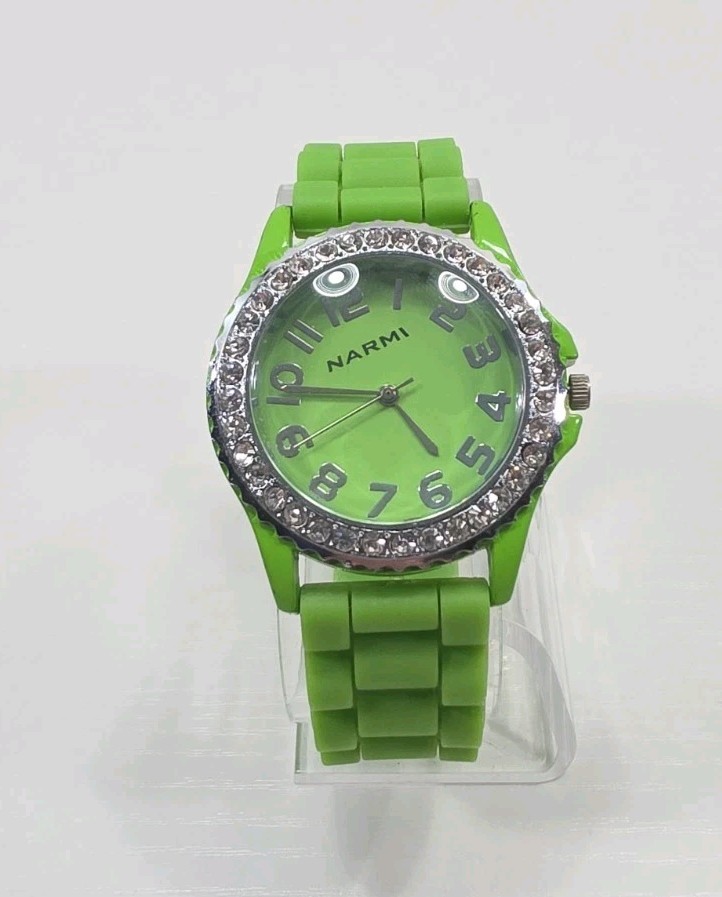 Narmi 5573 Analog Women’s Watch W/ Jeweled Bezel Green Buckle Band New Battery