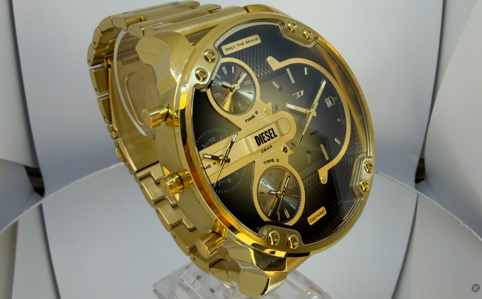 2026 MEN’S DIESEL MR. DADDY 2.0 GOLD S/STEEL MULTI-ZONE CHRONOGRAPH WATCH DZ7490