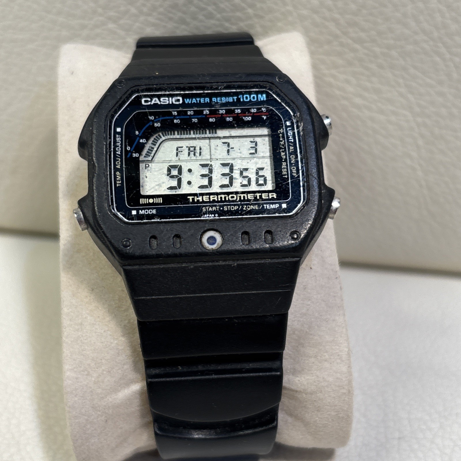 Vintage ( 1983) CASIO THERMOMETER 515 TS-1200 Men Watch 100m Japan