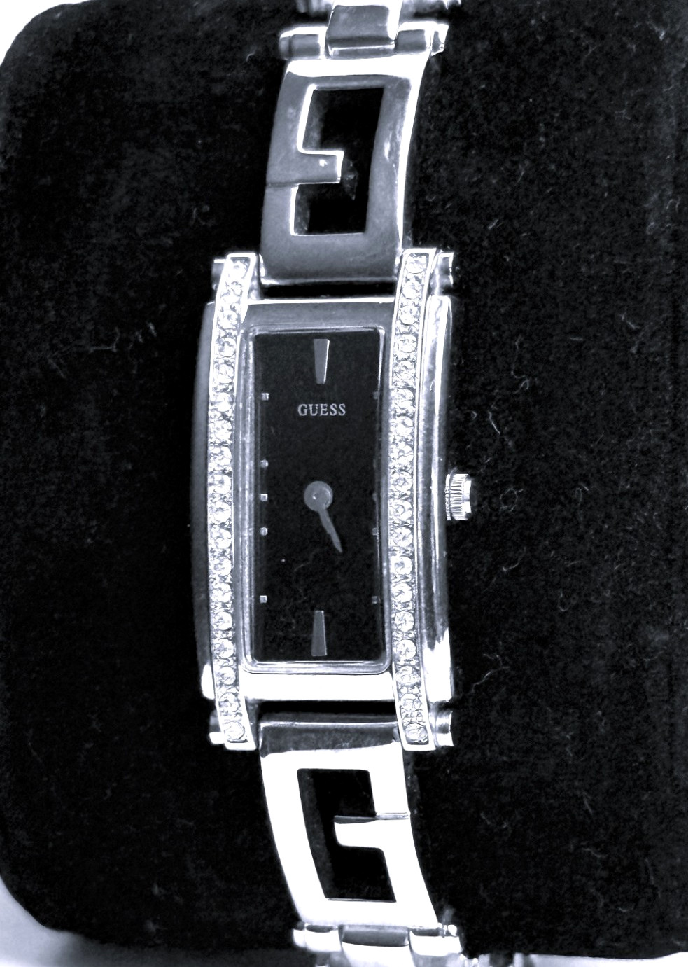 GUESS G75729L BLACK DIAL RHINESTONES SILVER TONE G BRACELET BAND LADIES WATCH