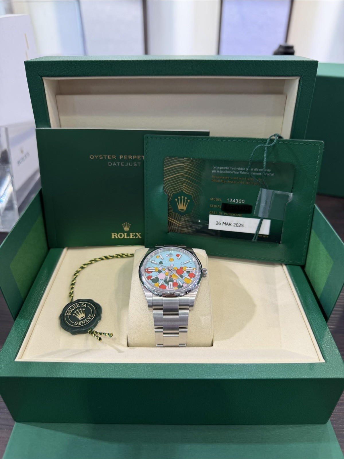 Rolex Oyster Perpetual 41 Steel Celebration Dial FULL SET!! (unworn) 124300