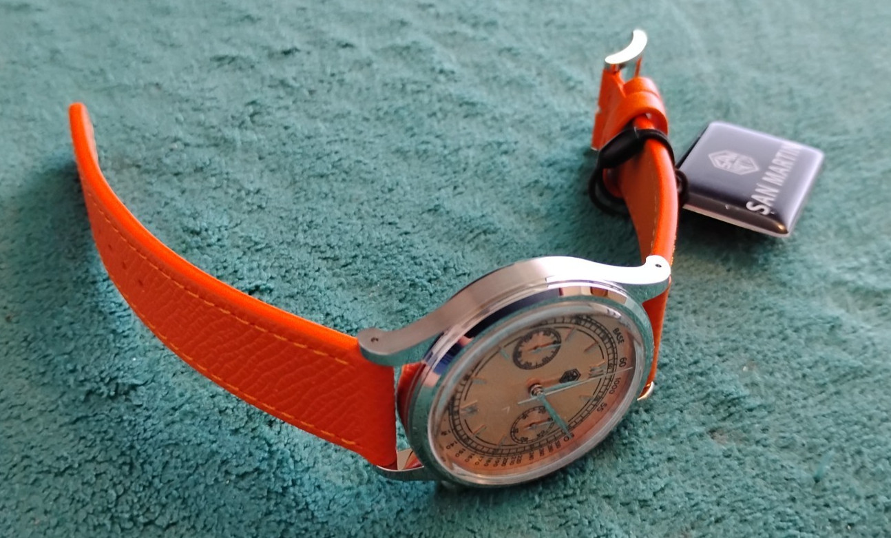 Stunning Sunray Salmon Dial 38mm San Martin VK64 “Mechaquartz” GADA Chronograph!