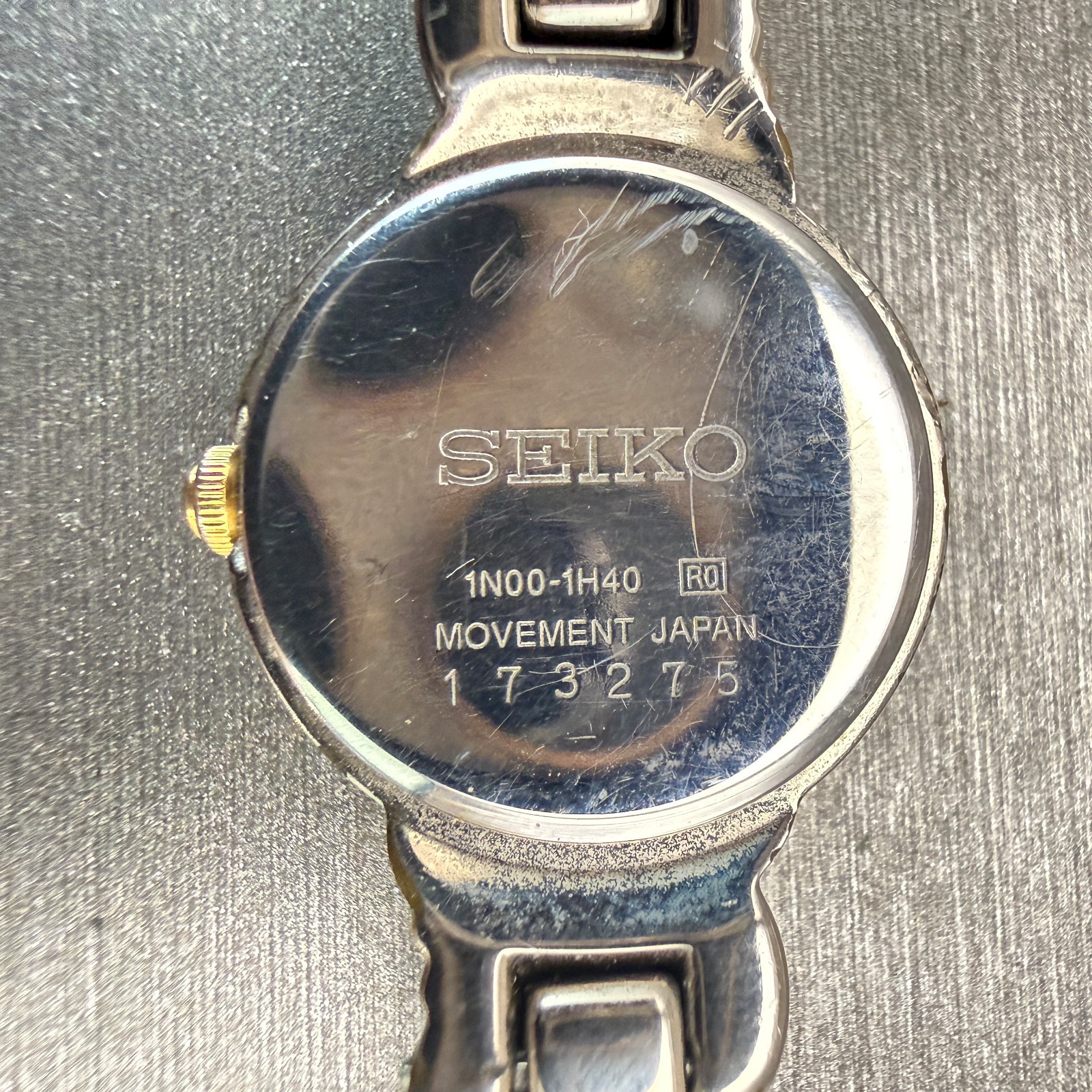 Seiko Watch Women 19mm White Dial Two Tone Round 1N00-1H40 New Battery Vintage