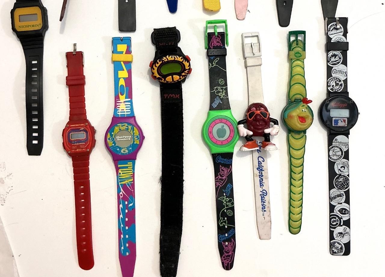 15 1980s-90s VINTAGE NOVELTY ADVERTISING MOVIE-FOOD-GAMES PROMO WRIST WATCH LOT