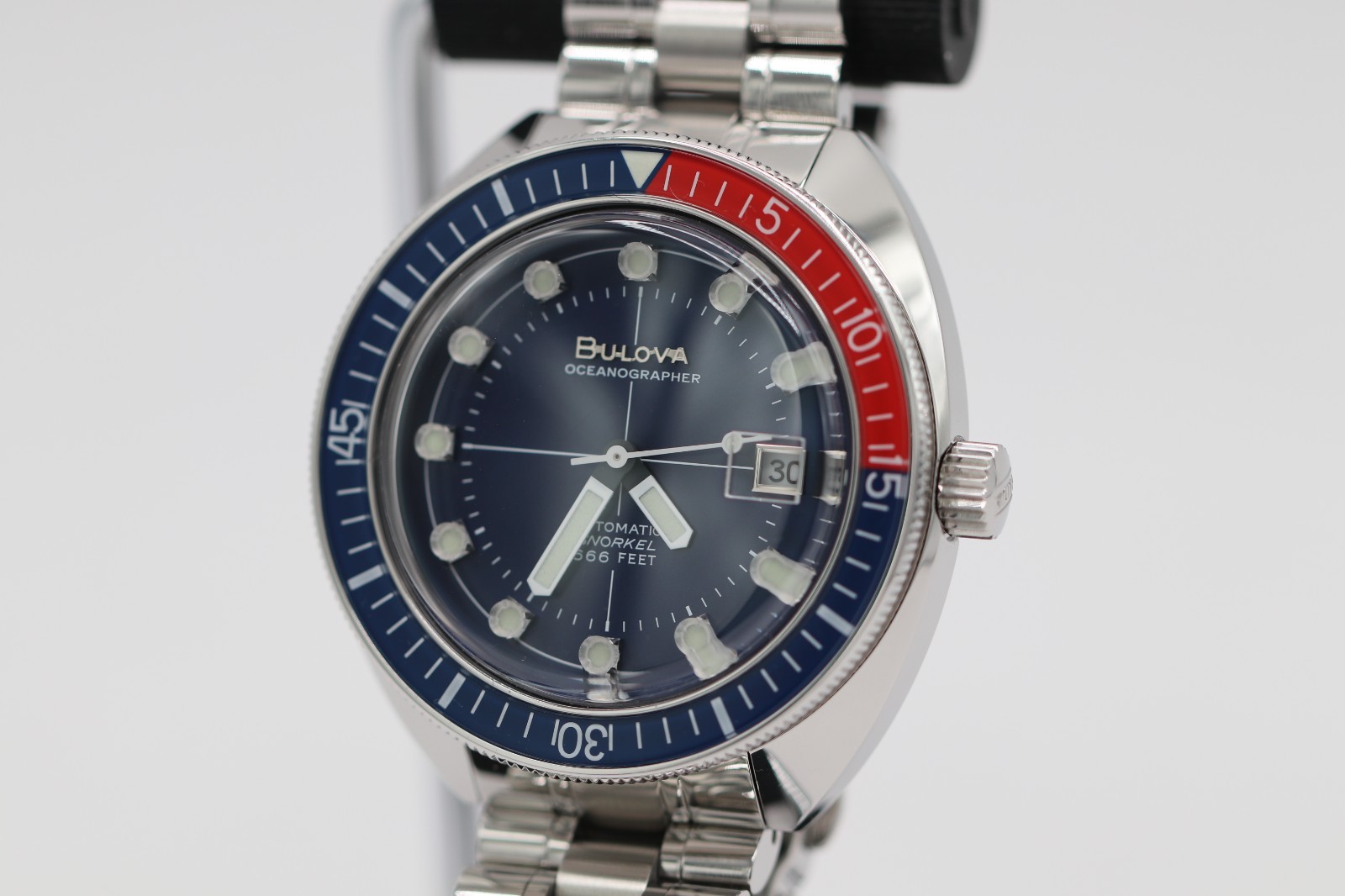 Bulova – Oceanographer, Blue Dial Stainless Men’s Automatic Watch 96B477