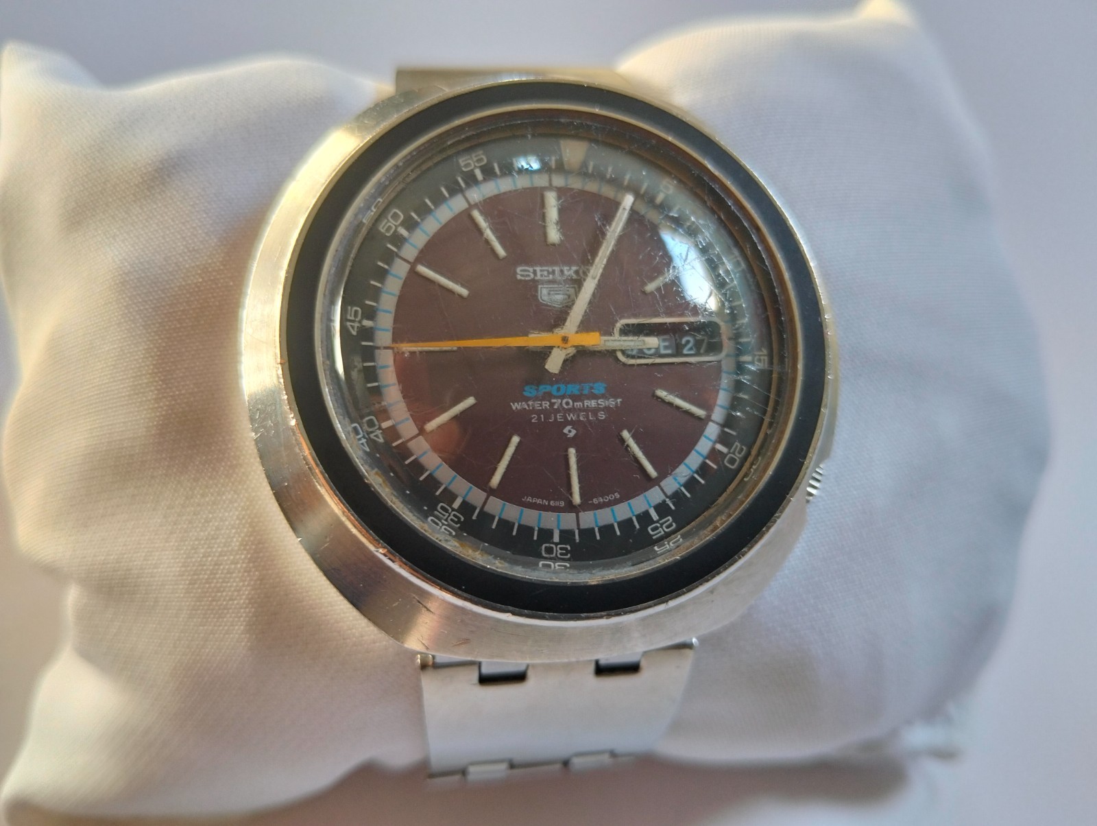 Vintage Seiko 5 Sports 6119-6400 UFO Automatic – 100% All Original Unpolished