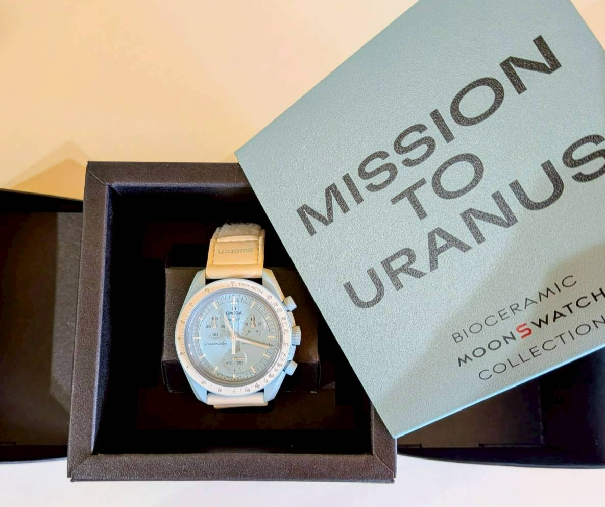 OMEGA x Swatch MoonSwatch Mission to Uranus Box Papers New Battery