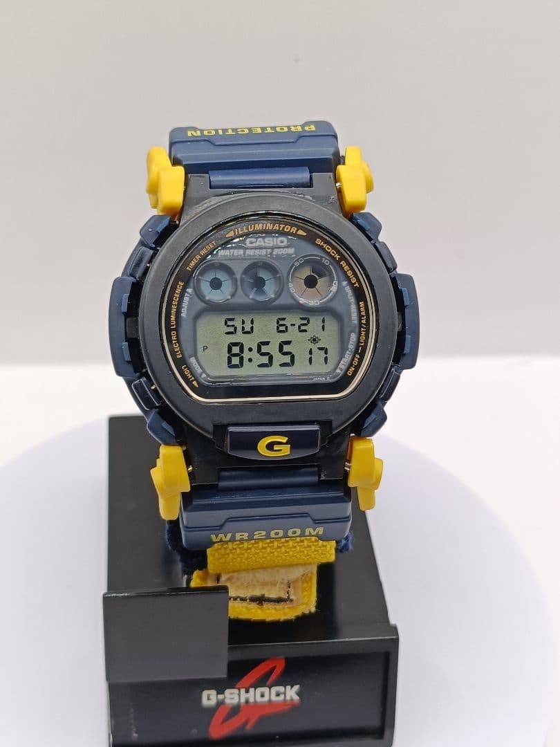 CASIO G-SHOCK DW002 Mirror Dial Bezelless Watch 200m Black Yellow Pro