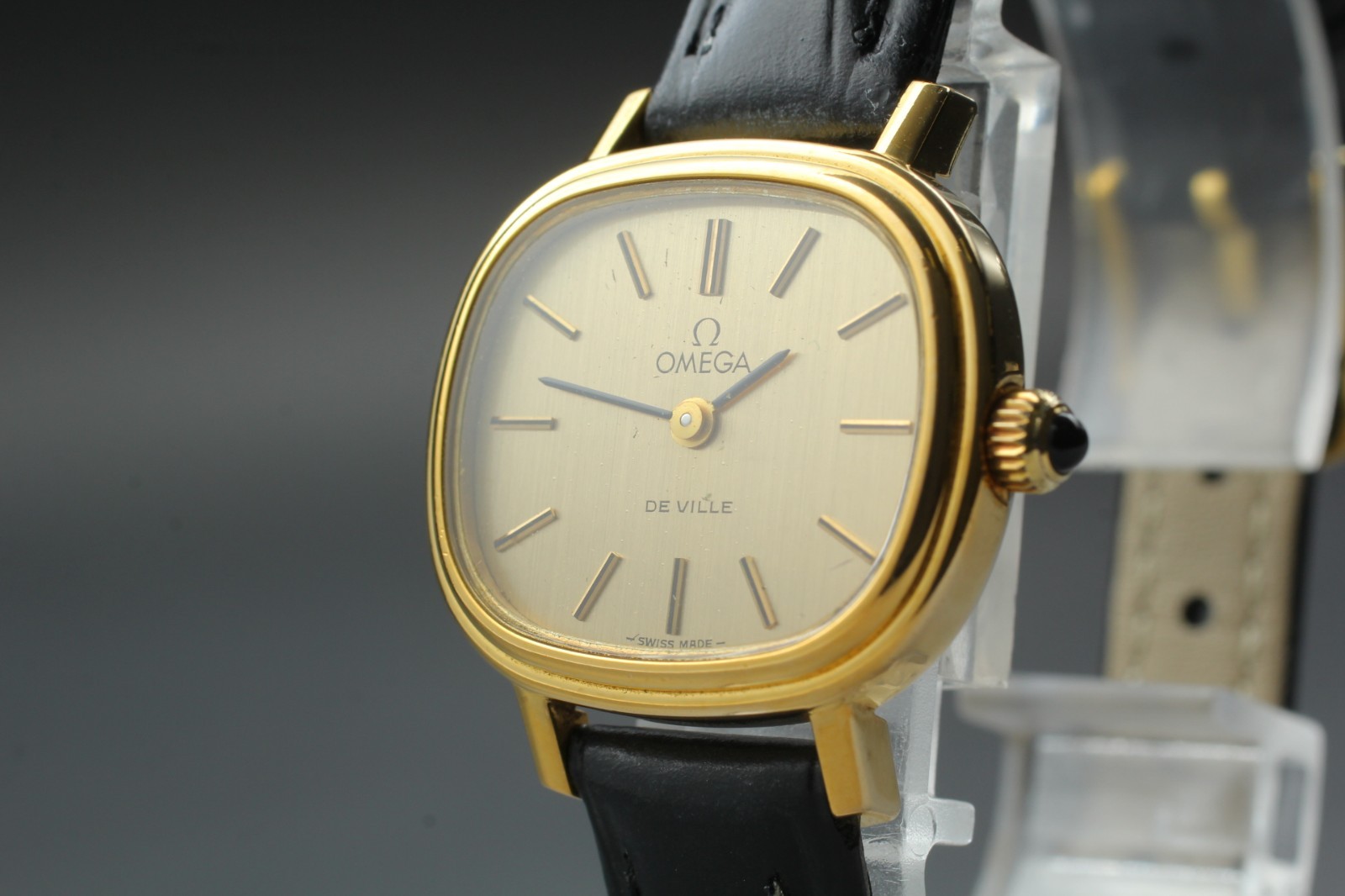 Vintage 1980s Omega De Ville 511.0505 Cal.625 Gold Dial Manual Women Watch JAPAN
