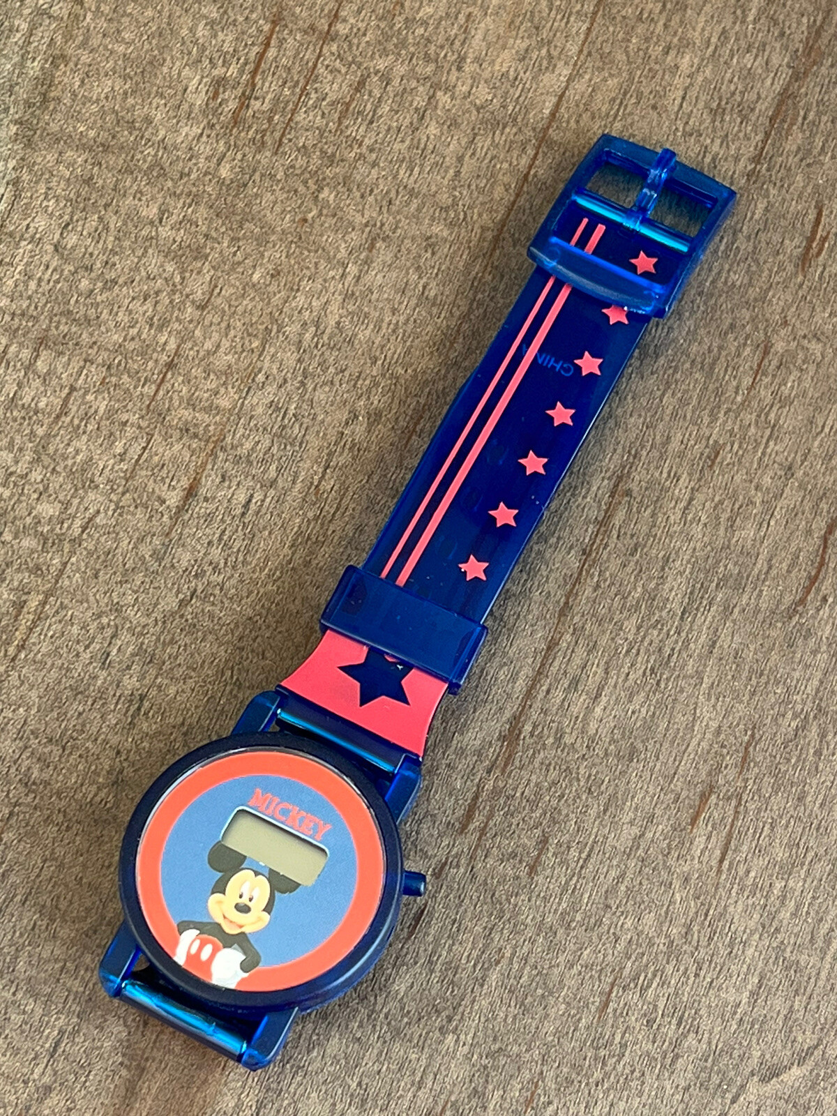 Vintage Mickey Mouse Watch – Disneyland Collectible – Retro Disney Digital Watch