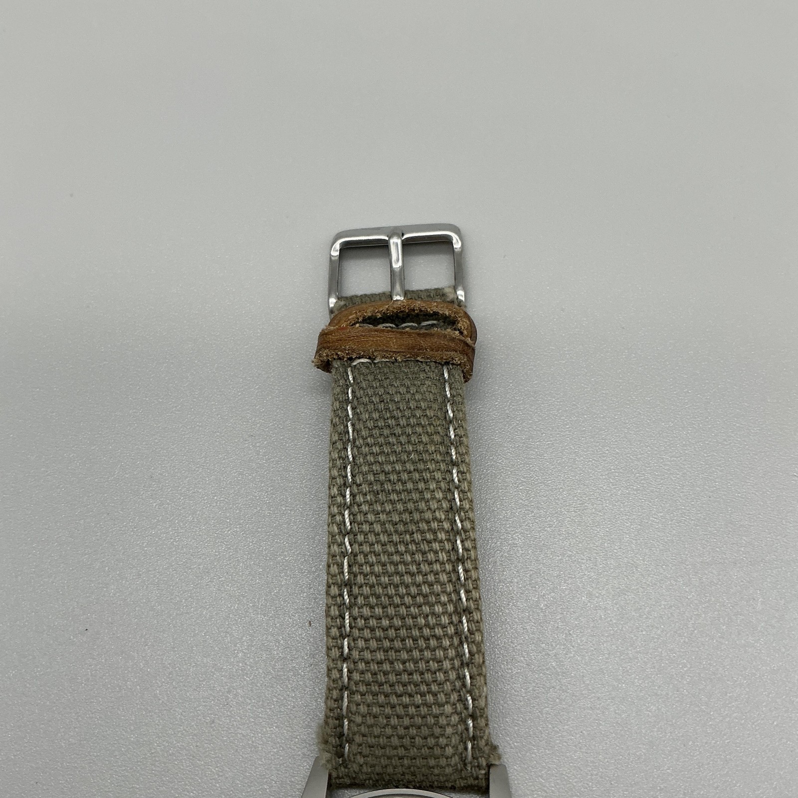 Orvis Mens Watch 38mm Black Dial Military Field Day Date Canvas New Battery