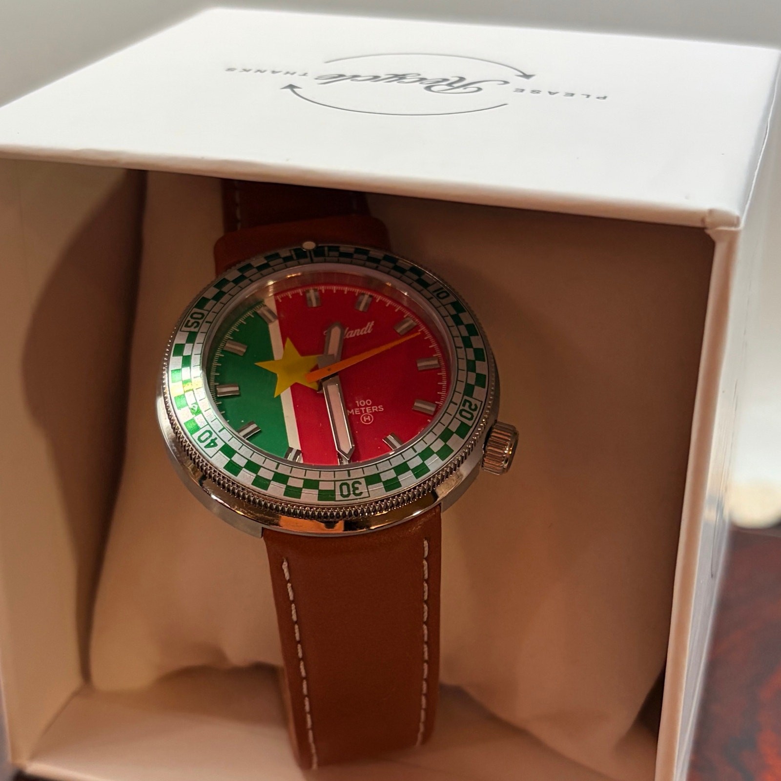 The Snelway SRNM wristwatch40mm. New in Box
