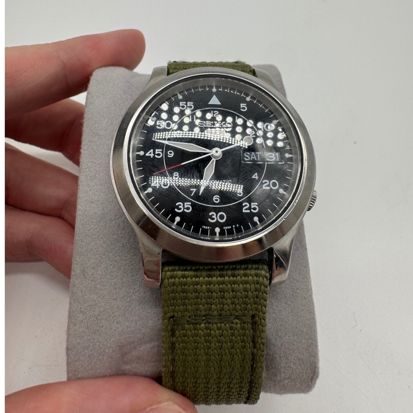 Seiko 5 Automatic SNK805 Green Dial Military Field Watch 7S26-02J0 21 Jewels