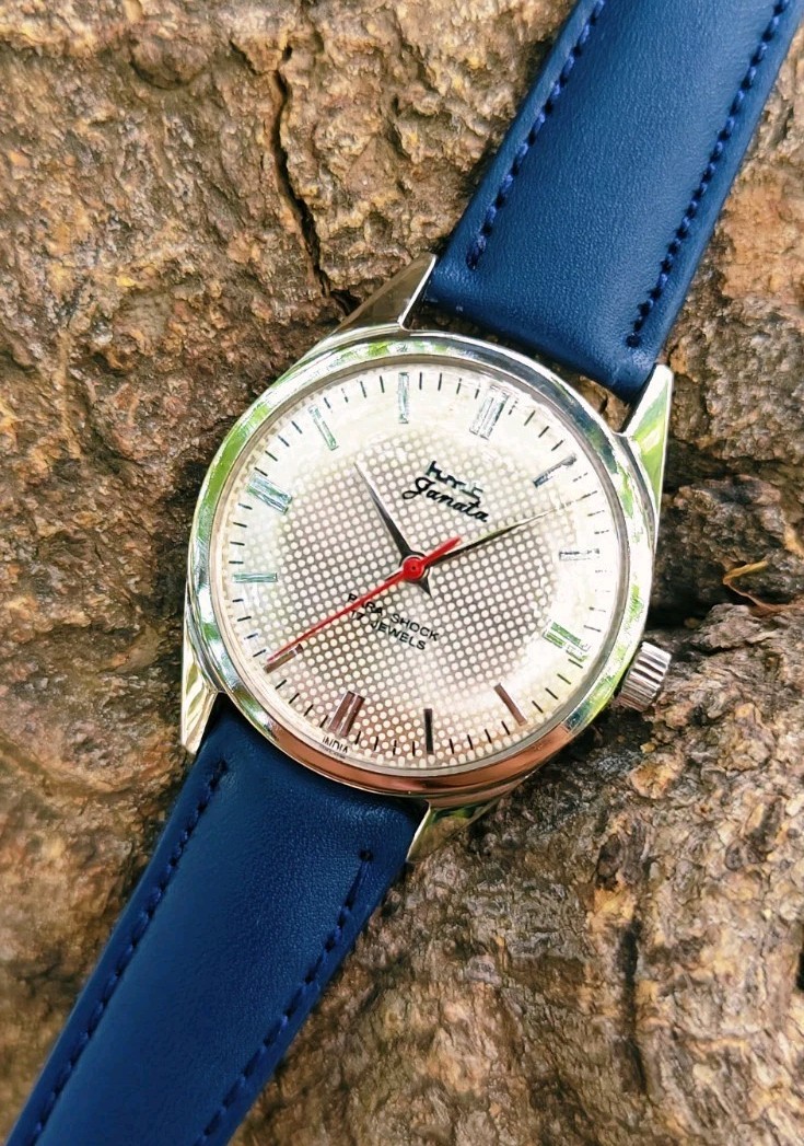 Vintage Refurbished HMT Janata Textured Dial Hand Winding Mechanical 17J Watch